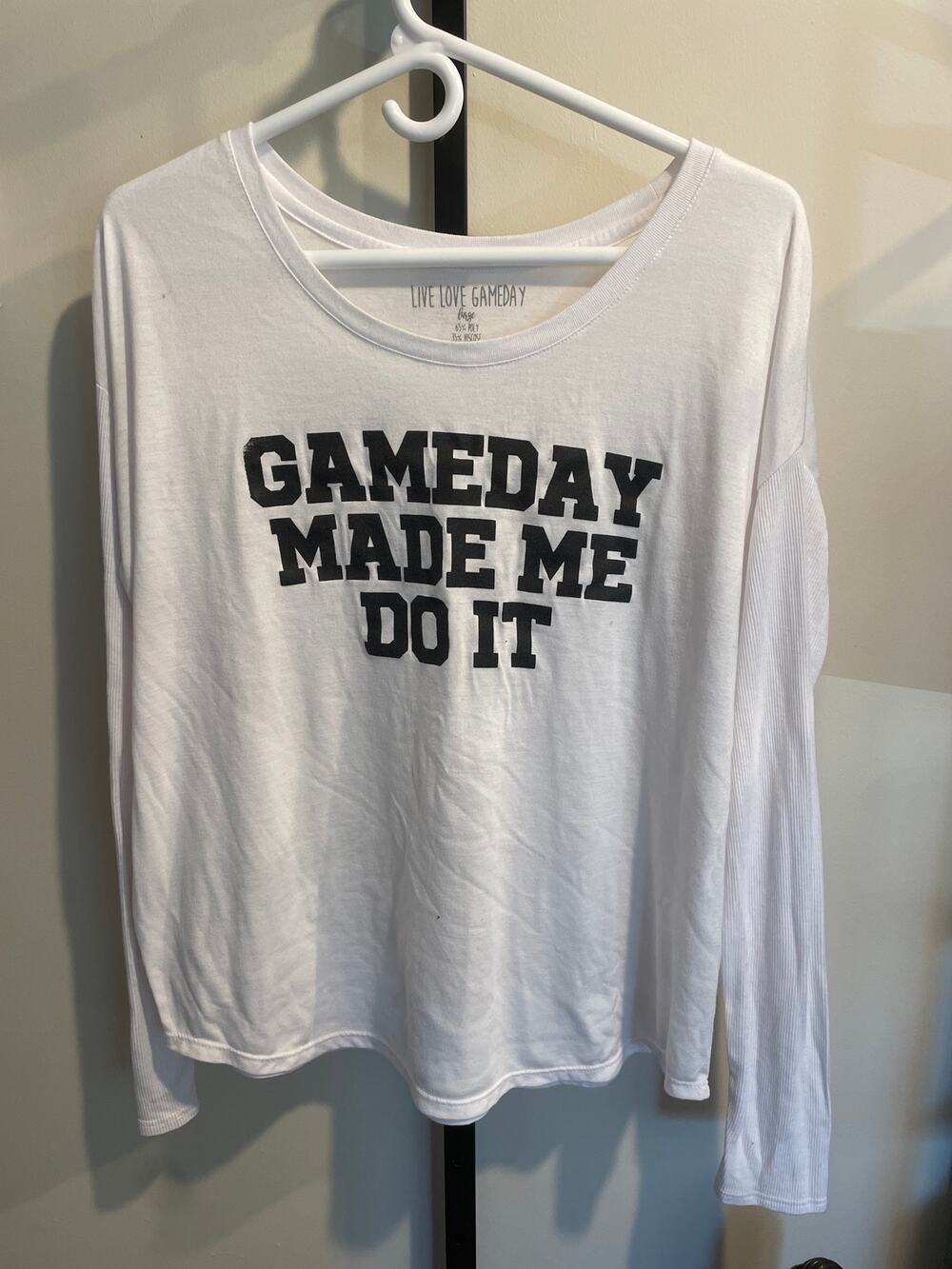 LIVE LOVE GAMEDAY Made Me Do It Long Sleeve Top Graphic Print White Women's L